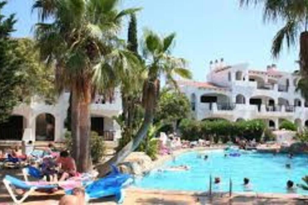 La casa del Tiburón Cala En Porter (Menorca) Exterior foto